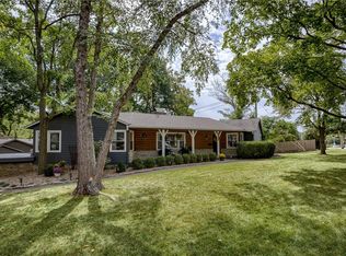 5123 Rainbow Blvd, Mission Woods, KS 66205