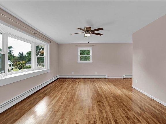 4th image of 30 Browns Court