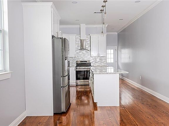 5th image of 4603 New Orleans St