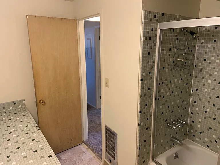 241-937- 945 NW Grant Ave ( 4) — Photo 11