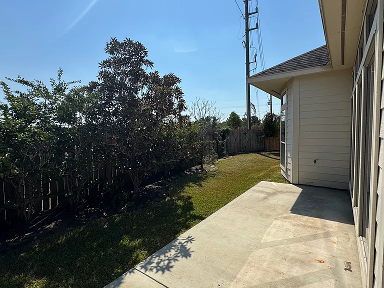 10902 Brighton Gardens Dr — Photo 10