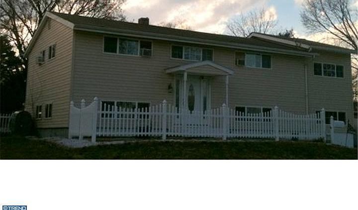 1st image of 1906 Arlene Dr