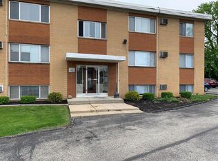 17720 Lake Shore Blvd, Cleveland, OH 44119