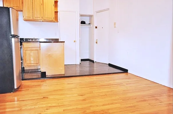 Rented by REAL New York | media 6