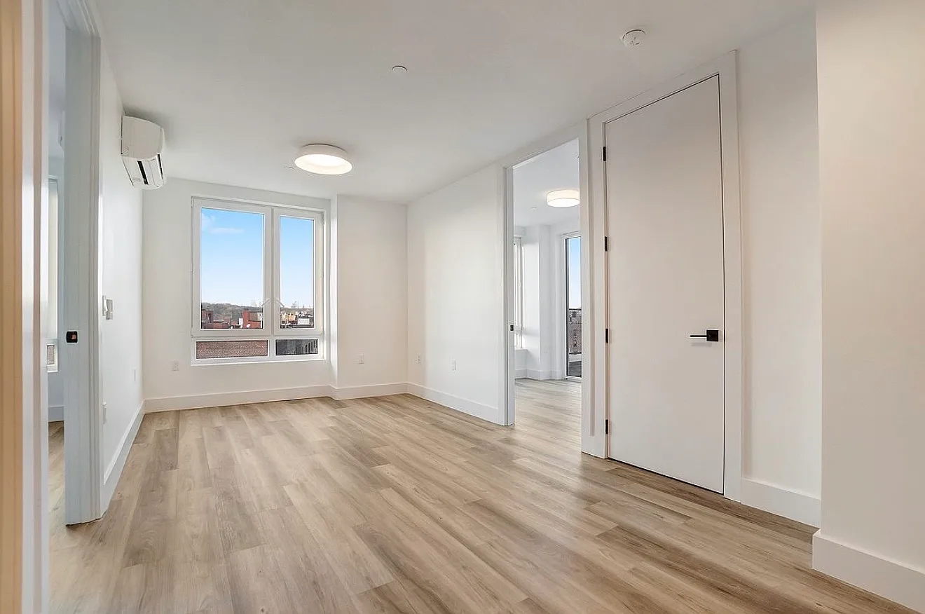 1634 Church Avenue — Photo 2