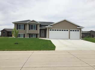 3734 Keokuk Ave, Spirit Lake, IA 51360
