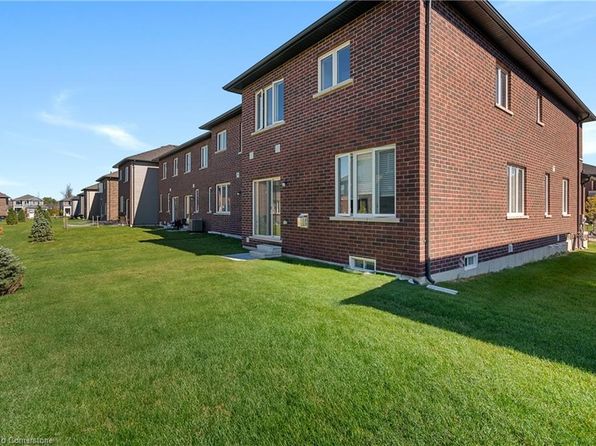 22 Autumn Dr, Wasaga Beach, ON L9Z 0K7