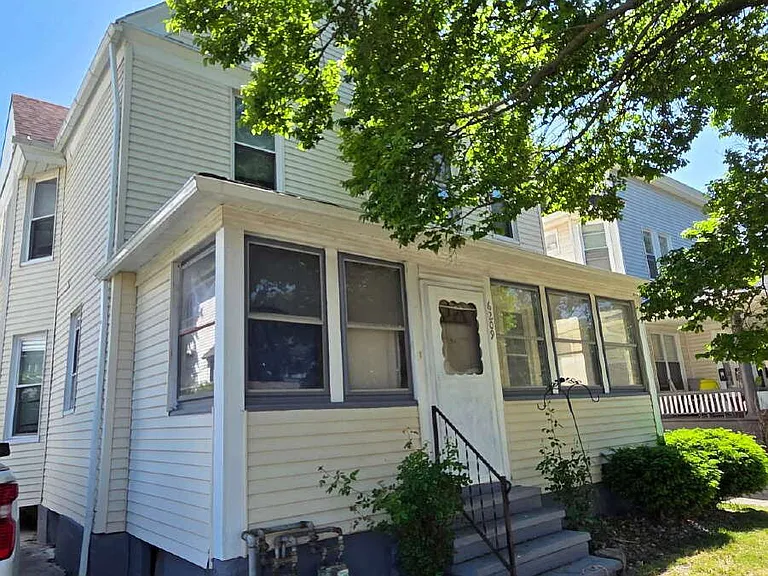 6209 Bridge Ave — Photo 2
