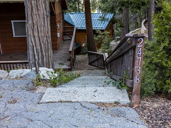 24738 Nestal Ct, Crestline, CA 92325