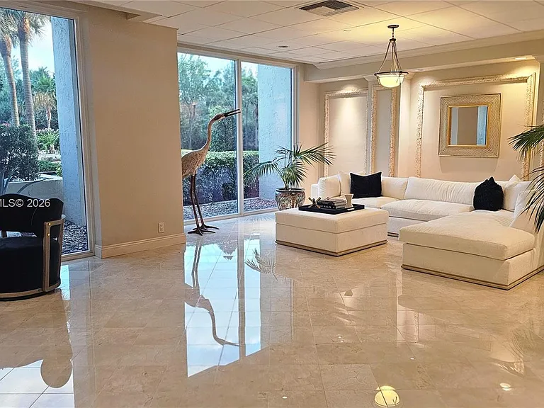 4001 N Ocean Blvd #702 — Photo 49