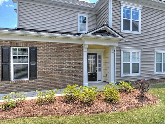 3rd image of 44409 Oriole Dr Unit 203