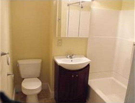 5th image of 10 Milk St #1