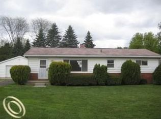 45664 Hull Rd, Van Buren Township, MI 48111