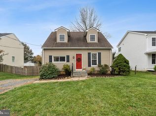 410 E G St, Purcellville, VA