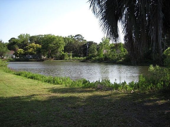 3rd image of 1403 Lanier Blvd