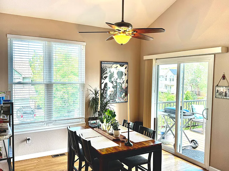 Deck off of Dinning room