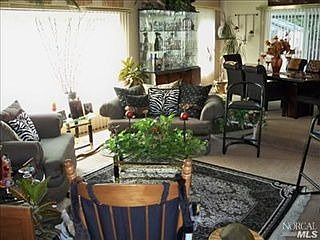 5th image of 111 Spinnaker Ct