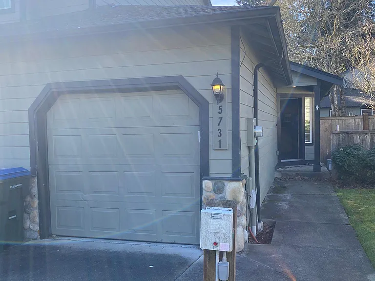 5731 Colby Ct SE — Photo 1