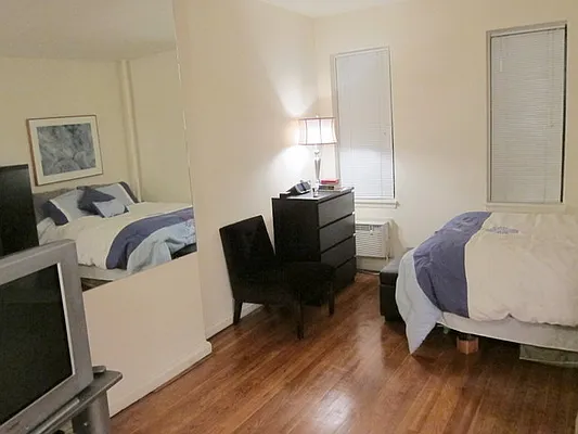 Rented by Chartwell Forest Hills Realty | media 12