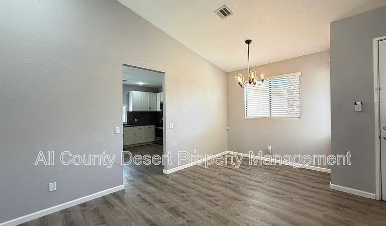 9591 Capiland Rd — Photo 5