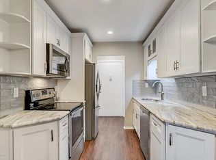 97 Arrowood Rd #97K, Englishtown, NJ 07726