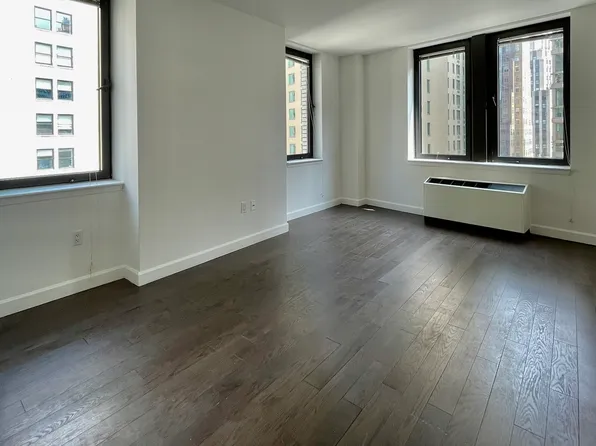 100 Maiden Lane image 5 of 20