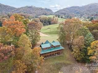 207 Longridge Ln, Waynesville, NC 28785