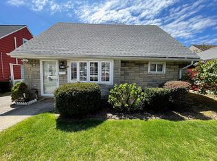 15114 21st Ave, Whitestone, NY 11357