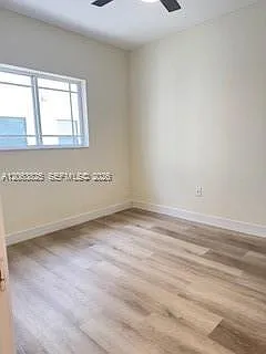 1930 SW 2nd St #3 — Photo 12