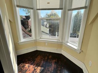 1317 E 2nd St APT 5, Duluth, MN 55805