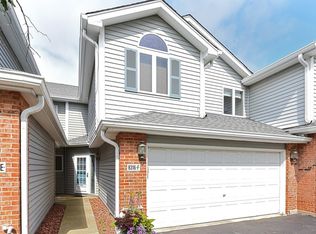 8316 Highpoint Cir UNIT F, Darien, IL 60561