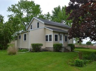 83 County Road 8, Farmington, NY 14425