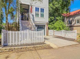 8 Kyle Pl, Charleston, SC 29403