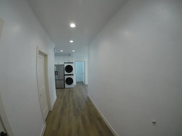 4904 Coke Ave #1 — Photo 3