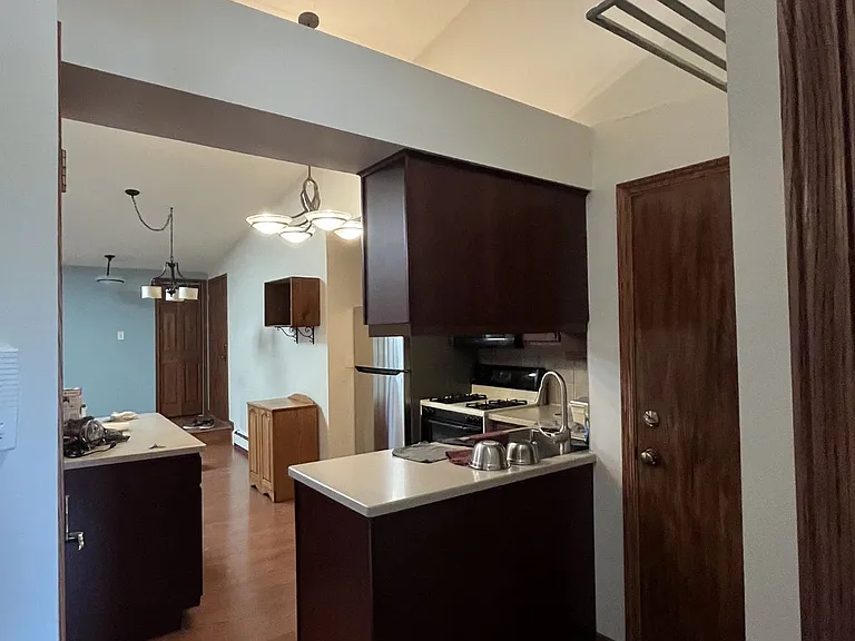 5 Cedar Ct #18 — Photo 3