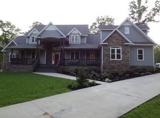 108 Arbor Ln, Cool Ridge, WV 25825