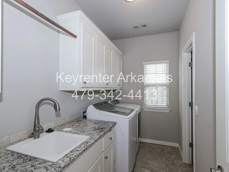 3805 Gemstone Blvd — Photo 22