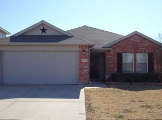 1608 Birds Eye Rd, Fort Worth, TX 76177