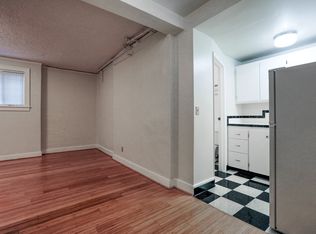 2421 NE Irving St APT 14, Portland, OR 97232