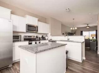 444 Autumn Ridge Cir #444, Pickerington, OH 43147