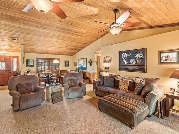 5th image of 8890 Mount Royal Ln