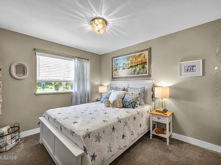1331 Victoria Dr — Photo 30