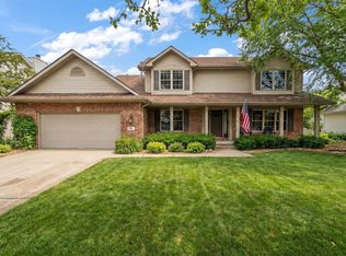 145 Stone Ridge Dr, Dyer, IN 46311