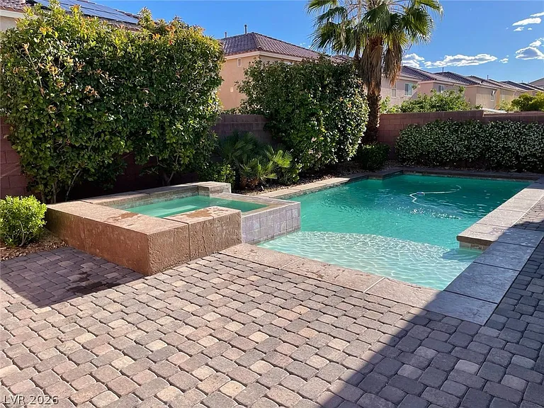 6313 Stag Hollow Ct — Photo 43