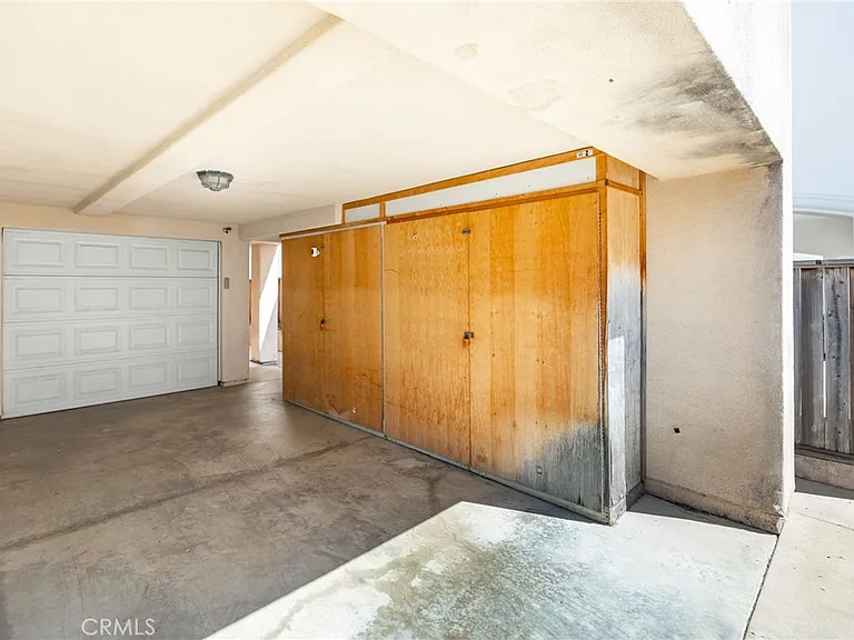 412 Acacia Ave #1/2 — Photo 28