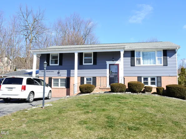 230 52nd St, Altoona, PA 16602