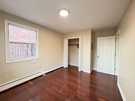 4th image of 569 Westside Ave #4