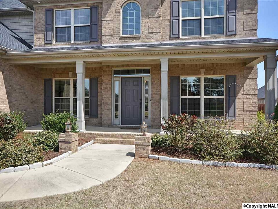 1st image of 210 Nettles Dr NW