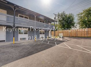 E 10th St Complex, Tulsa, OK 74104