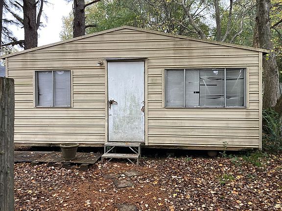 5th image of 7378 Meadowbrook Dr